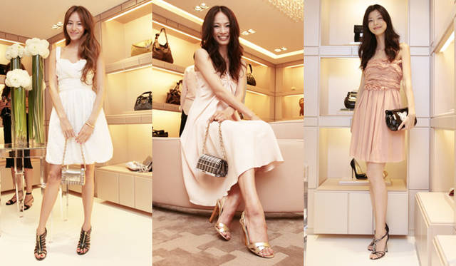 <strong>JIMMY CHOO｜ジミー チュウ</strong>