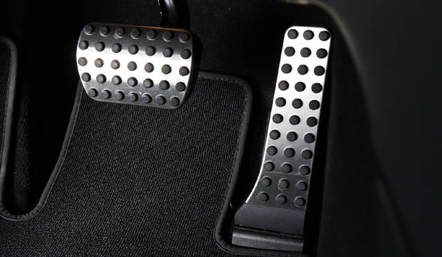 <b>Mercedes-Benz C63AMG｜メルセデス・ベンツC63AMG</b><br>