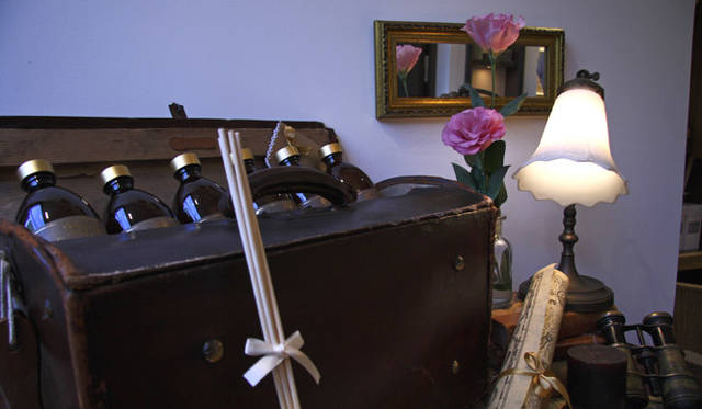 インテリアのコンセプトは、モダンアンティーク