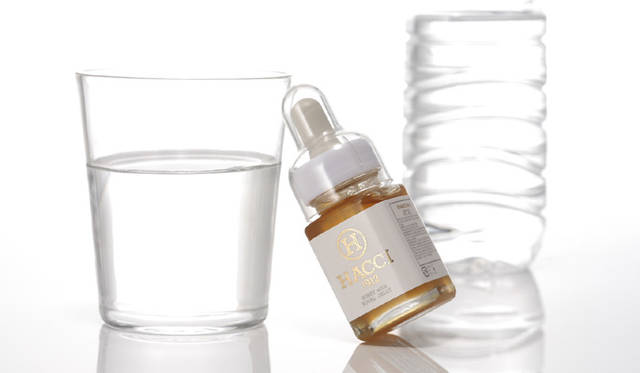 朝、常温のお水にはみちつを1滴。お通じもよくなります