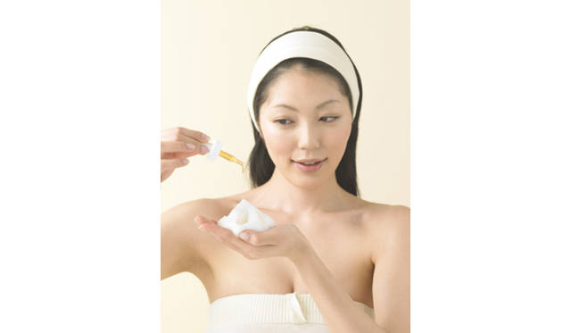 「BEAUTY HONEY」シリーズを、洗顔時の泡にプラス