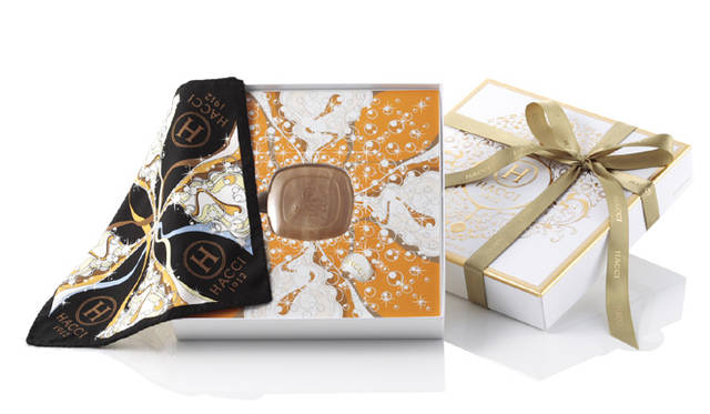 HACCI 1912はちみつ洗顔石けん ギフトセット　8400円（95g） オリジナルミニスカーフ、指輪ネット付き