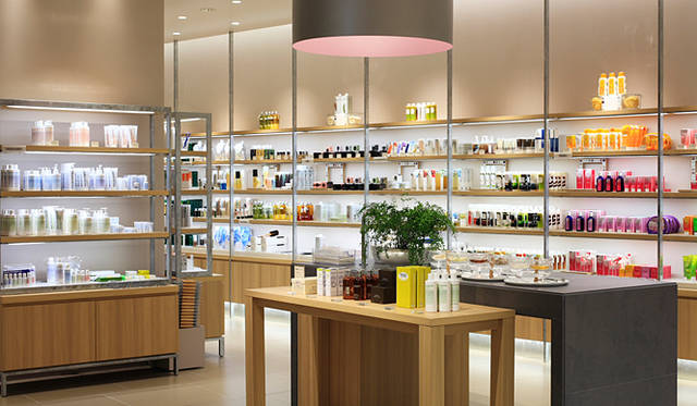 伊勢丹｜ISETAN｜ ビューティアポセカリー｜シンク（季節おすすめのボディケア商品を紹介）