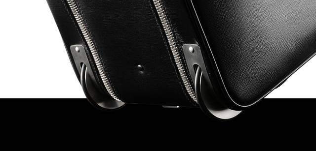 　トローリー『アヴィエッタ・ウィズ・ホイールズ』 92万4000円　※タイトルに入っている「Nero e Bianco」は現在販売を中止しております。