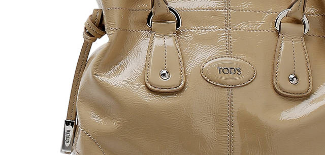 　『ソフトリスタイリング ニュー ディー』 アイボリー 14万5950円