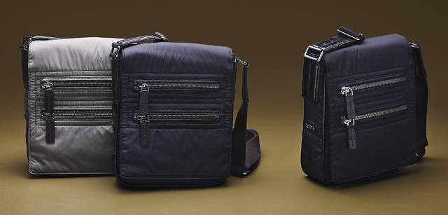 『ウィンター　ヴァディム』　左　ダークブラウン　5万5650円　右　ブラウン　7万3500円　