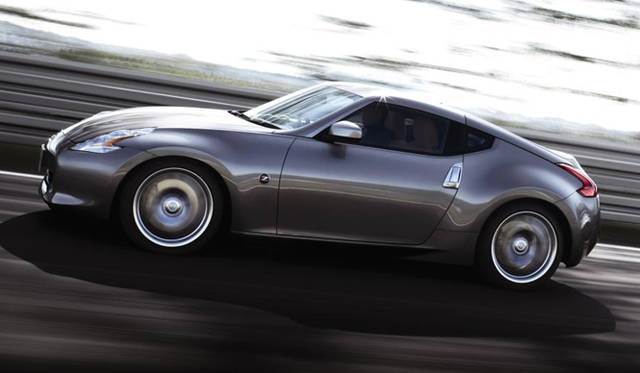 <b>NISSAN FAIRLADY Z ｜日産フェアレディZ</b>