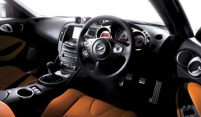 <b>NISSAN FAIRLADY Z ｜日産フェアレディZ</b>