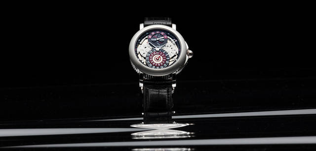 『アリーナ トゥールビヨン パーペチュアルカレンダー ムーンフェイズ』 2,205万円