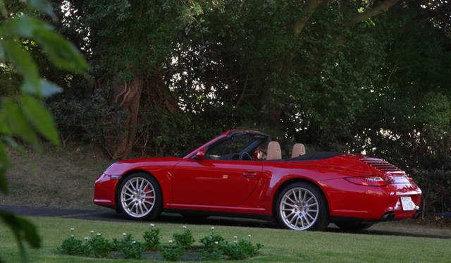 <b>PORSCHE 911 Carrera 4S Cabriolet ｜ポルシェ911カレラ 4Sカブリオレ</b>
