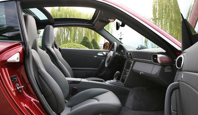 <b>PORSCHE 911  Targa4S｜ポルシェ911 タルガ4S</b>