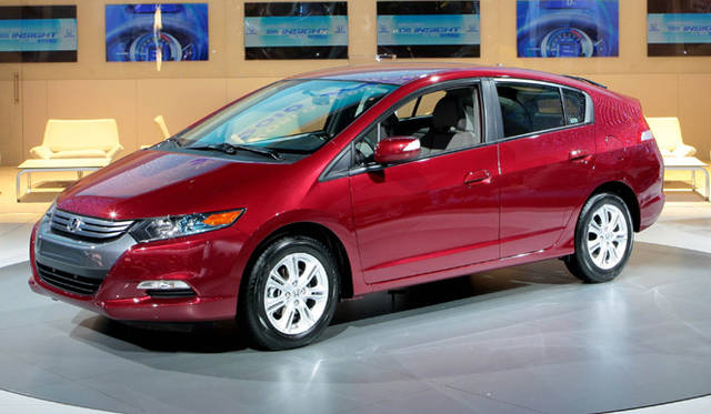 <b>HONDA INSIGHT｜ホンダ・インサイト</b>