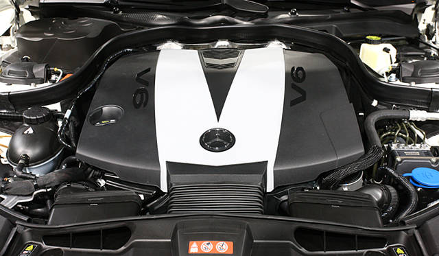 <b>Mercedes-Benz E CLASS｜メルセデス・ベンツ E クラス</b>