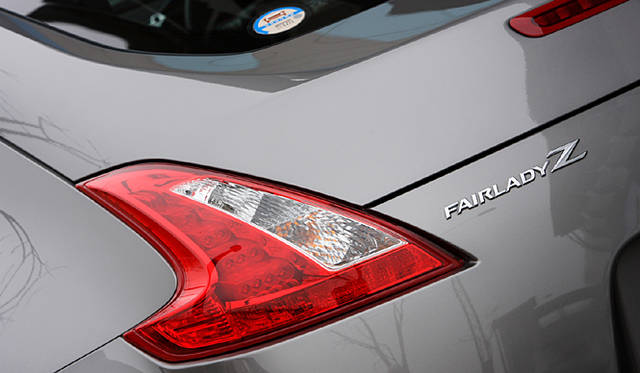 <b>NISSAN FAIRLADY Z ｜日産フェアレディZ</b>