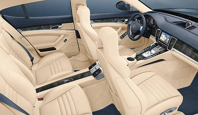 <b>PORSCHE PANAMERA｜ポルシェ パナメーラ</b>