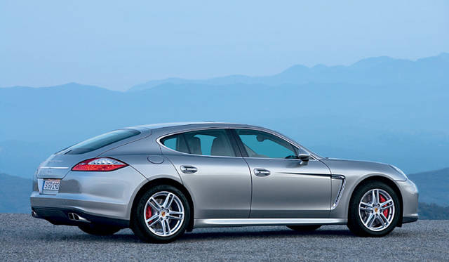 <b>PORSCHE PANAMERA｜ポルシェ パナメーラ</b>