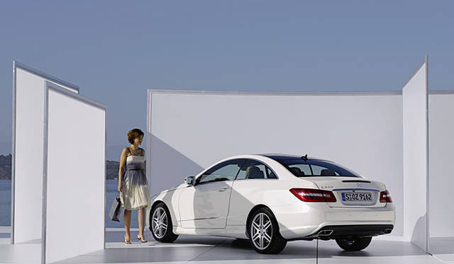 <b>Mercedes-Benz E CLASS COUPE｜メルセデス・ベンツ E クラス クーペ</b>