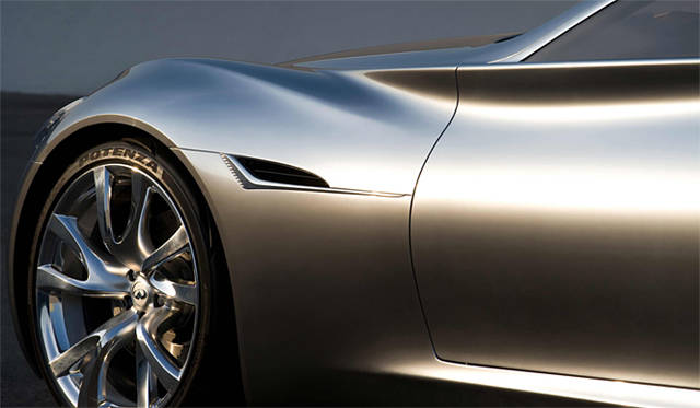 <b>INFINITI ESSENCE｜インフィニティ エッセンス</b>