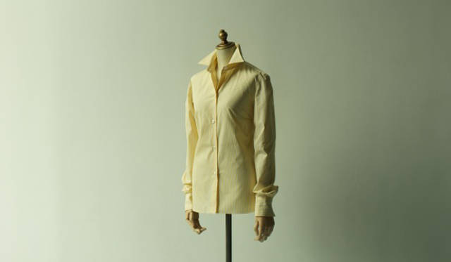 レディースシャツ 4万950円