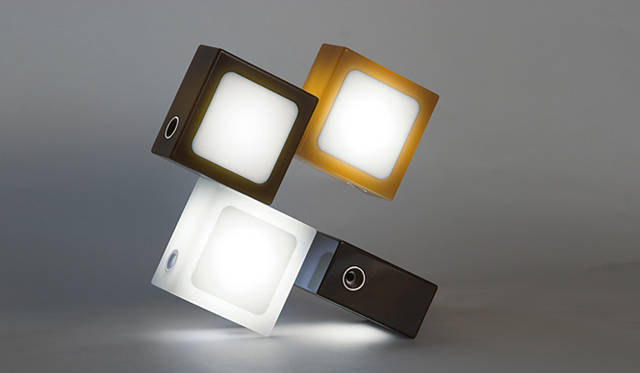 モジュール式照明器具「ツイストトゥギャザー」