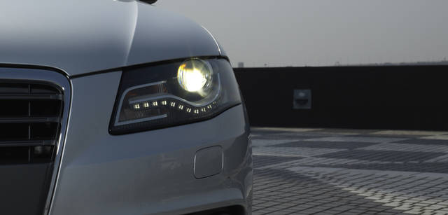 アウディ A4 1.8 TFSI × 永瀬正敏