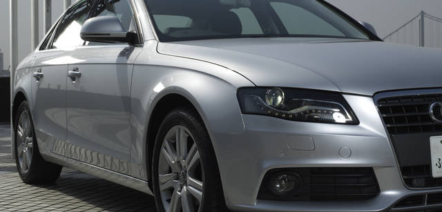 アウディ A4 1.8 TFSI × 永瀬正敏