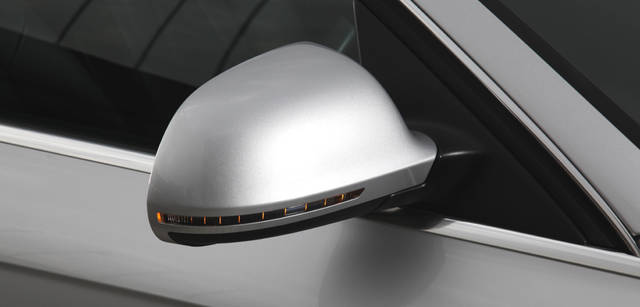 アウディ A4 1.8 TFSI × 永瀬正敏