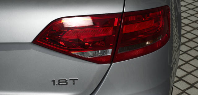 アウディ A4 1.8 TFSI × 永瀬正敏