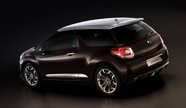 <b>CITROEN DS INSIDE｜シトロエン DS インサイド</b>