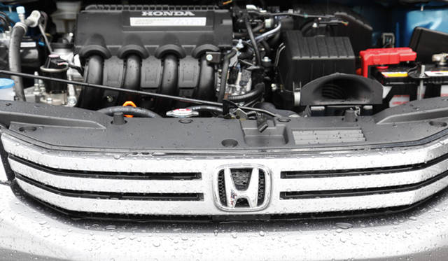 <b>HONDA INSIGHT｜ホンダ インサイト</b>