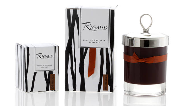 あのダイアナ・ヴリーランドのデスクを飾っていたという、フレグランス・キャンドルの老舗のトレードマークはゼブラ柄のパッケージ。<br>キャンドル “ボア・プレシュー” M 7770円、S 3990円（リゴー／ボンソンス｜03-5934-8011）