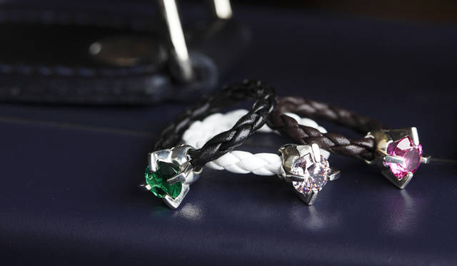 リング 各1万4700円（nineSIXty LUXES×PATRICK COX/パトリック・コックス青山店）