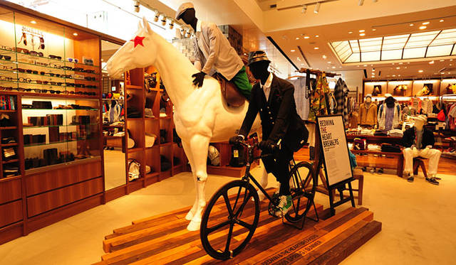 <b>UNITED ARROWS｜ユナイテッドアローズ</b>　“BEDWIN”2009 SPRING&SUMMER COLLECTION