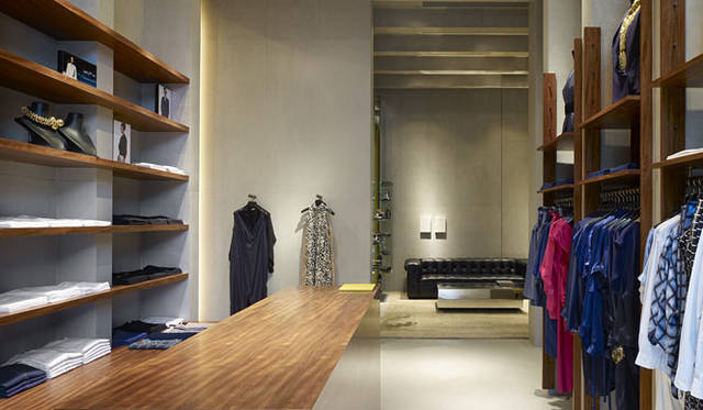 ドリス ヴァン ノッテン青山店 1階レディースフロア