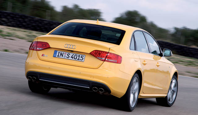 <b>Audi S4／S4 AVANT｜アウディ S4／S4 アバント</b>