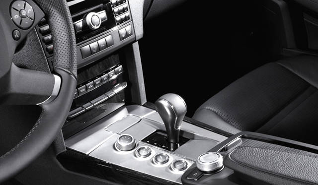 <b>Mercedes-Benz E63 AMG｜メルセデス・ベンツ E63 AMG</b>