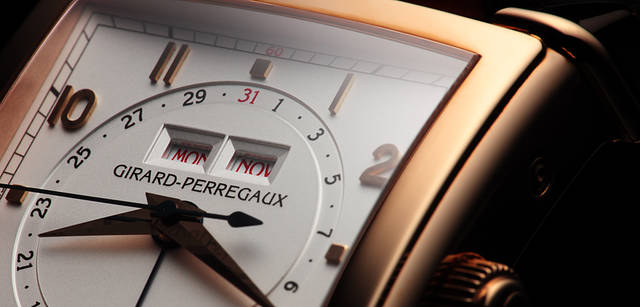 GIRARD-PERREGAUX VINTAGE1945 SQUARE TRIPLE CALENDAR｜ジラール・ペルゴ ヴィンテージ1945 スクエア トリプルカレンダー