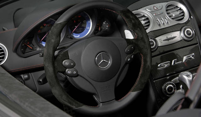 <b>Mercedes-Benz SLR MCLAREN ROADSTER 722 S｜メルセデス･ベンツ SLR マクラーレン ロードスター 722 S</b>