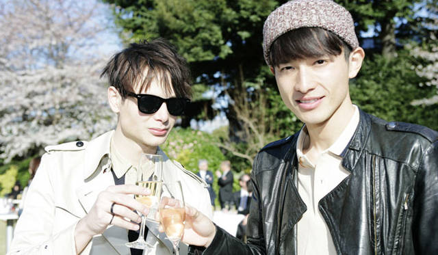 モデル AshとDaisuke