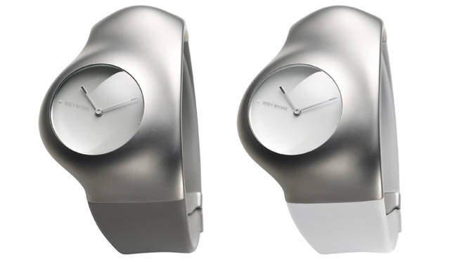 <b>ISEEY MIYAKE イッセイ ミヤケ｜Hu</b>