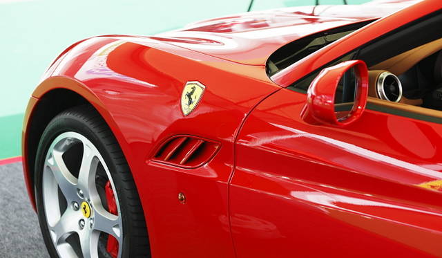 <b>Ferrari California｜フェラーリ・カリフォルニア</b>
