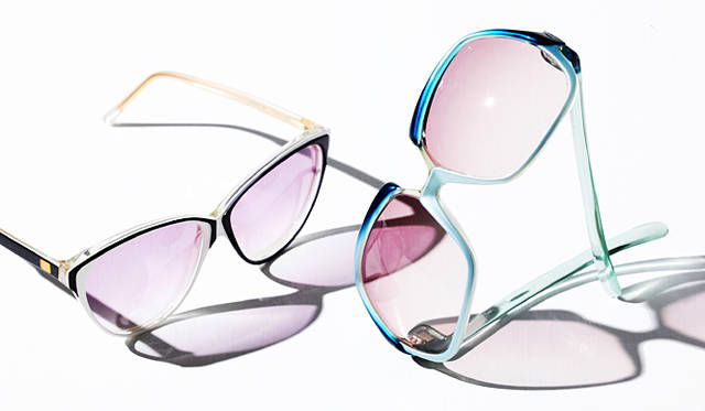 LAND OF TOMORROW｜ヴィンテージサングラス 左から：バレンシアガとイヴ・サンローラン