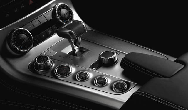 <b>Mercedes-Benz｜メルセデス・ベンツ　SLS AMG</b>