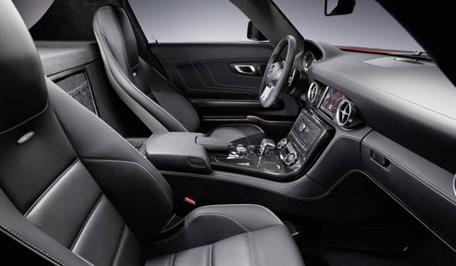 <b>Mercedes-Benz｜メルセデス・ベンツ　SLS AMG</b>