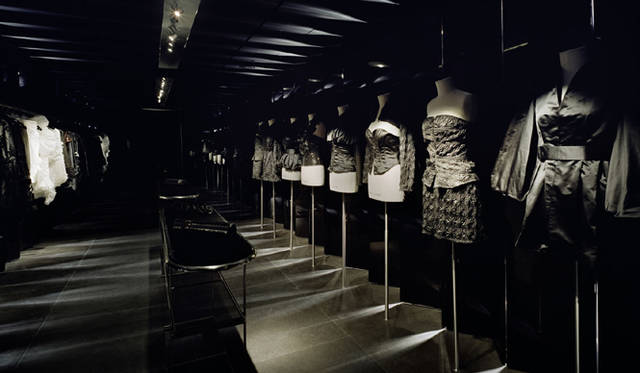 <b>アン・フォンテーヌ（1）</b>