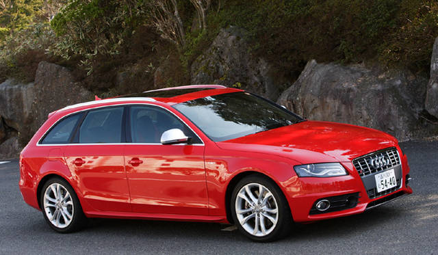 <b>Audi S4｜アウディ S4</b>