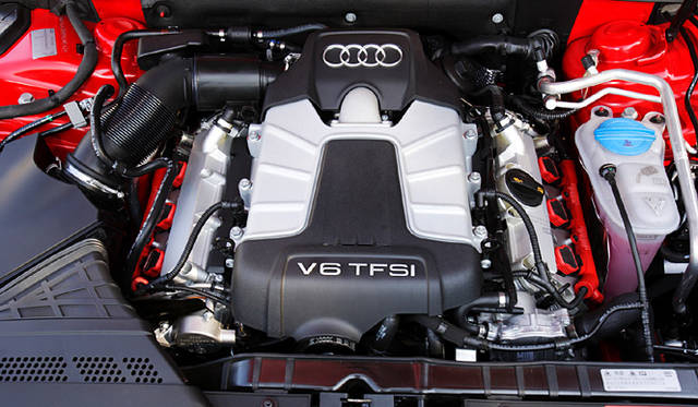 <b>Audi S4｜アウディ S4</b>