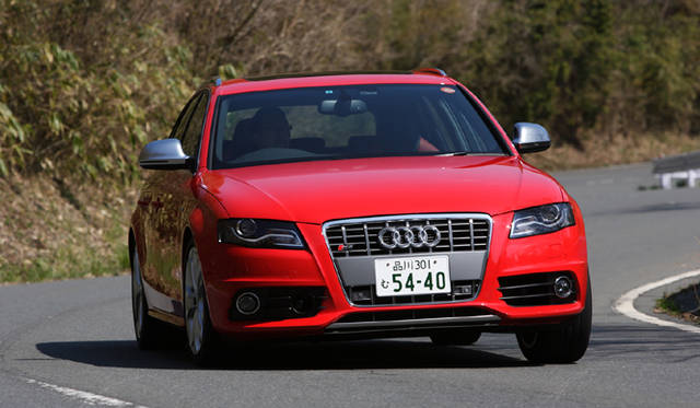 <b>Audi S4｜アウディ S4</b>