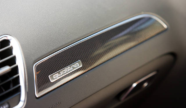 <b>Audi S4｜アウディ S4</b>