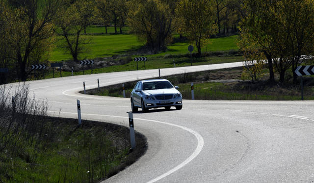 <b>Mercedes-Benz E Class｜メルセデス・ベンツ Eクラス</b>